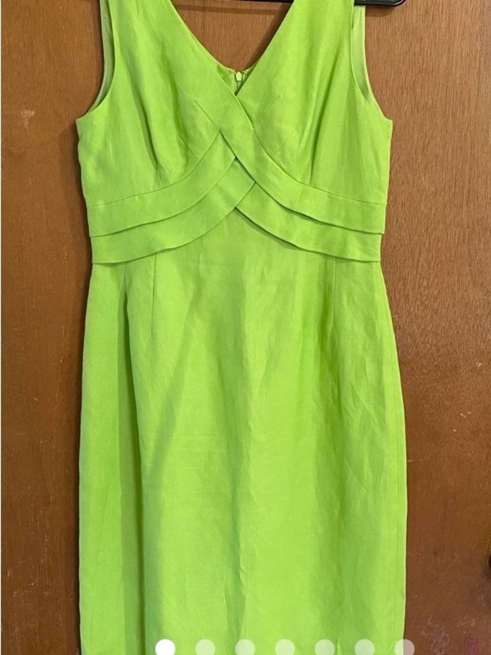 ANTONIO MELANI Lime Green Sleeveless V-Neck Sheath Dress